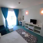 Blooming By The Sea - Cu Frontala Spre Mare Apart Otel Olimp