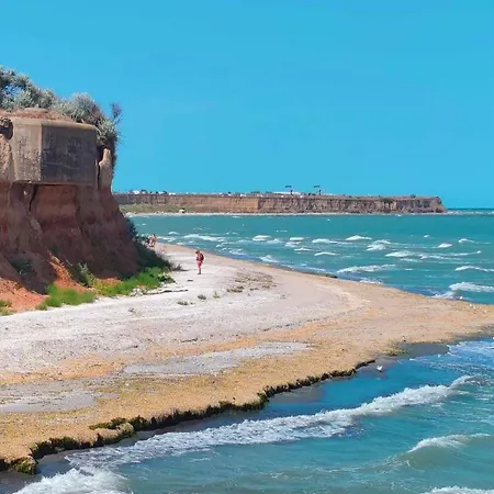 Aparthotel Blooming By The Sea - Cu Frontala Spre Mare