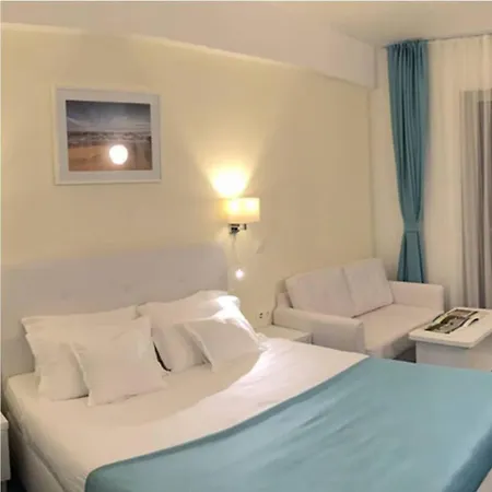 Blooming By The Sea - Cu Frontala Spre Mare Aparthotel Olimp
