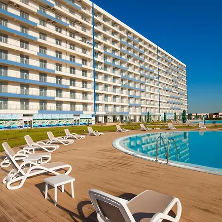 Blooming By The Sea - Cu Frontala Spre Mare Olimp