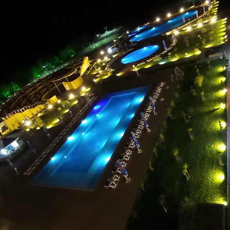 Blooming By The Sea - Cu Frontala Spre Mare Aparthotel Olimp