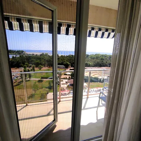 Appart hôtel Blooming By The Sea - Cu Frontala Spre Mare