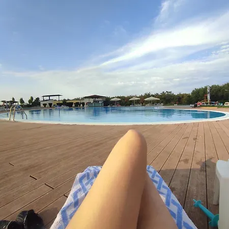 Blooming By The Sea - Cu Frontala Spre Mare Apartmanhotel Olimp