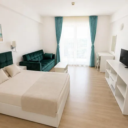 Blooming By The Sea - Cu Frontala Spre Mare Apartmanhotel Olimp