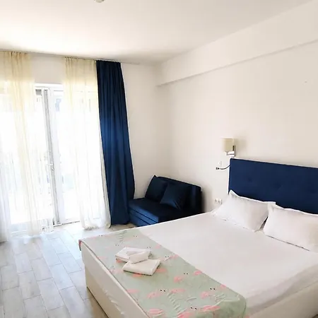 Blooming By The Sea - Cu Frontala Spre Mare Apartmanhotel Olimp